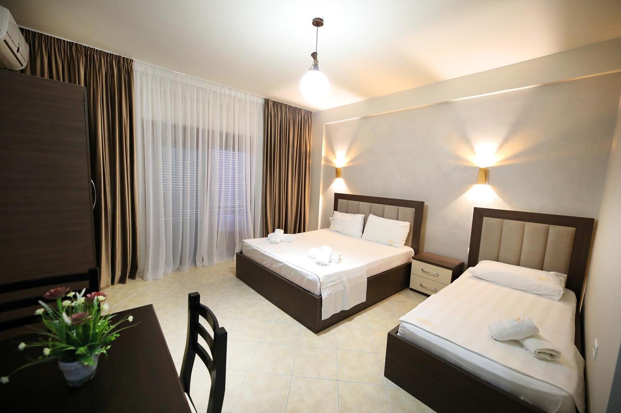 Hotel Erjuma Vlorë 外观 照片